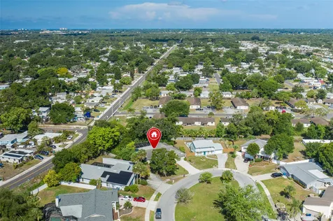 8120 Canterbury Circle Seminole FL 33777