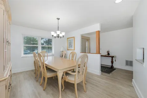 8120 Canterbury Circle Seminole FL 33777