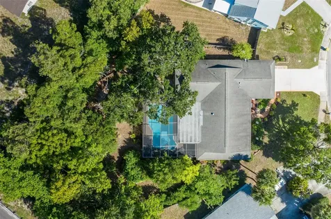8120 Canterbury Circle Seminole FL 33777