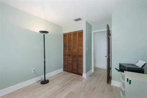 8120 Canterbury Circle Seminole FL 33777