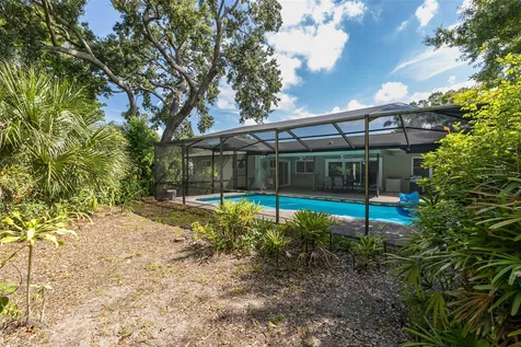 8120 Canterbury Circle Seminole FL 33777