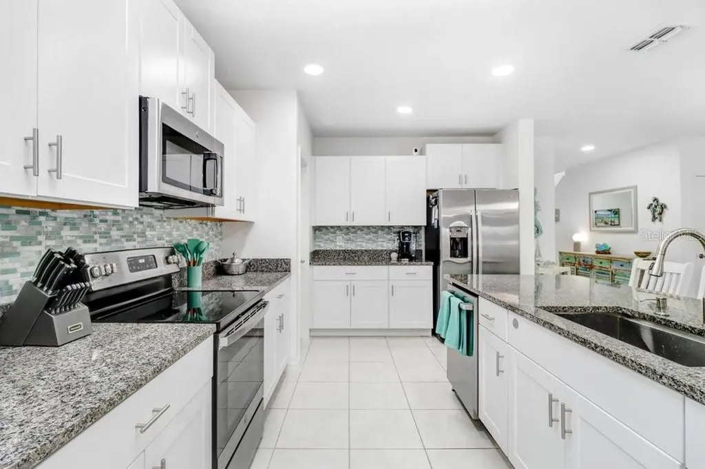 11099 Radiant Shore Loop San Antonio FL 33576