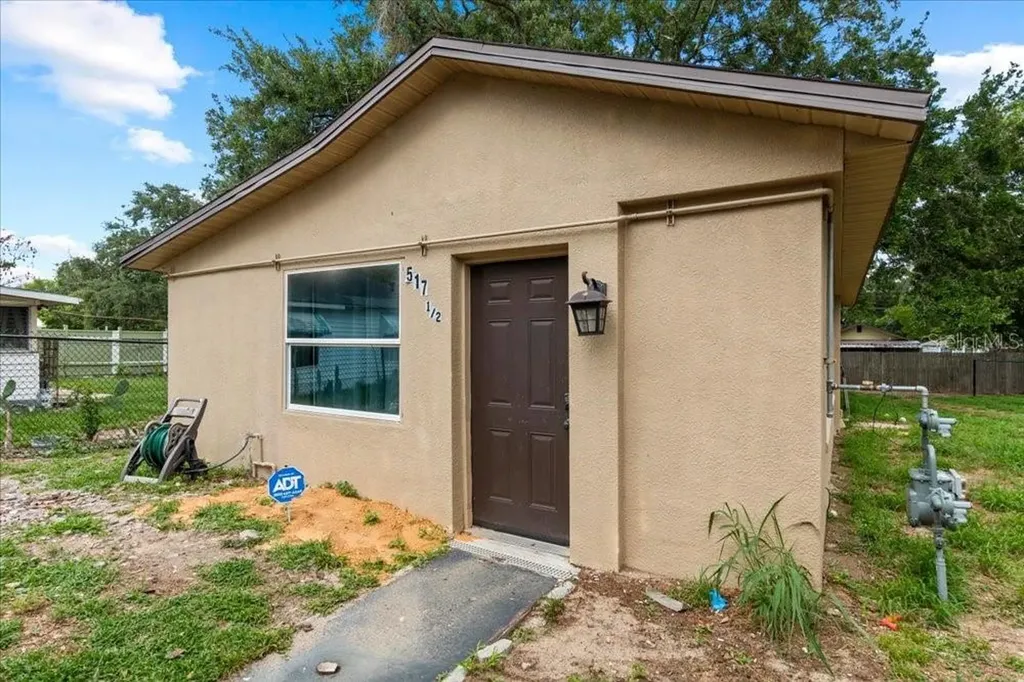 517 Oak Street Auburndale FL 33823