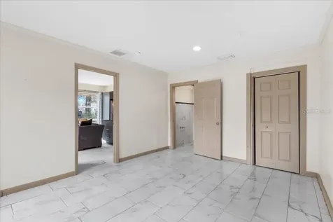 517 Oak Street Auburndale FL 33823