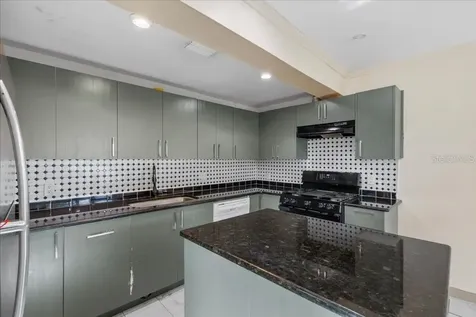 517 Oak Street Auburndale FL 33823