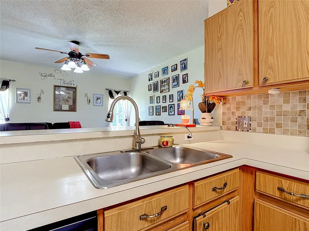 1124 Dartford Drive Kissimmee FL 34758