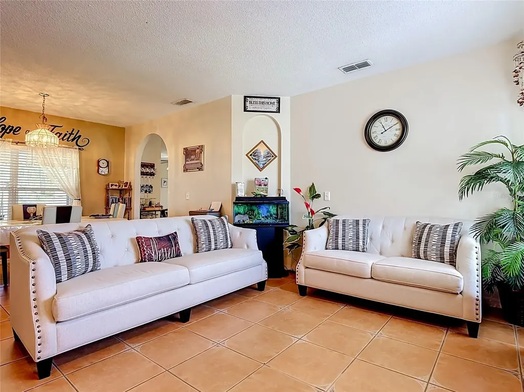 1124 Dartford Drive Kissimmee FL 34758