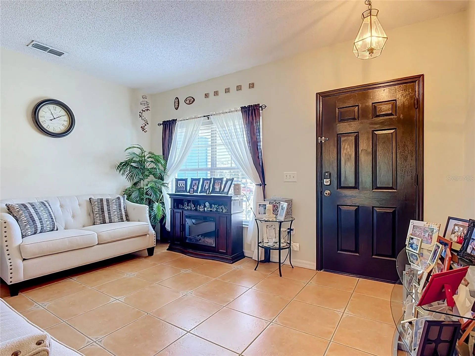 1124 Dartford Drive Kissimmee FL 34758