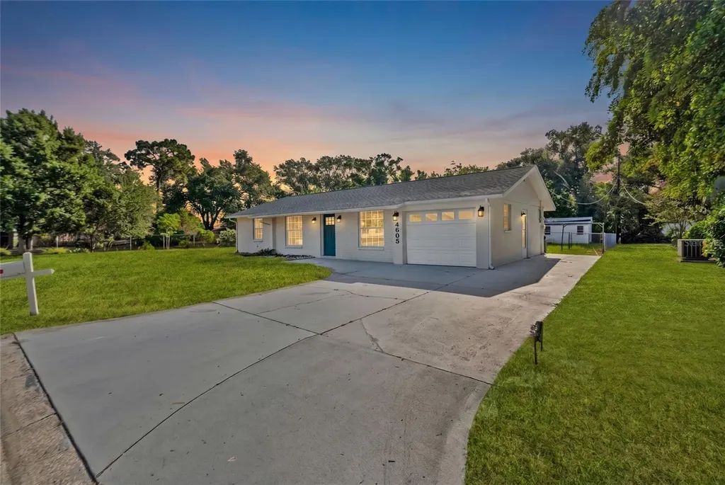 4603 Atlantic Avenue Sarasota FL 34233