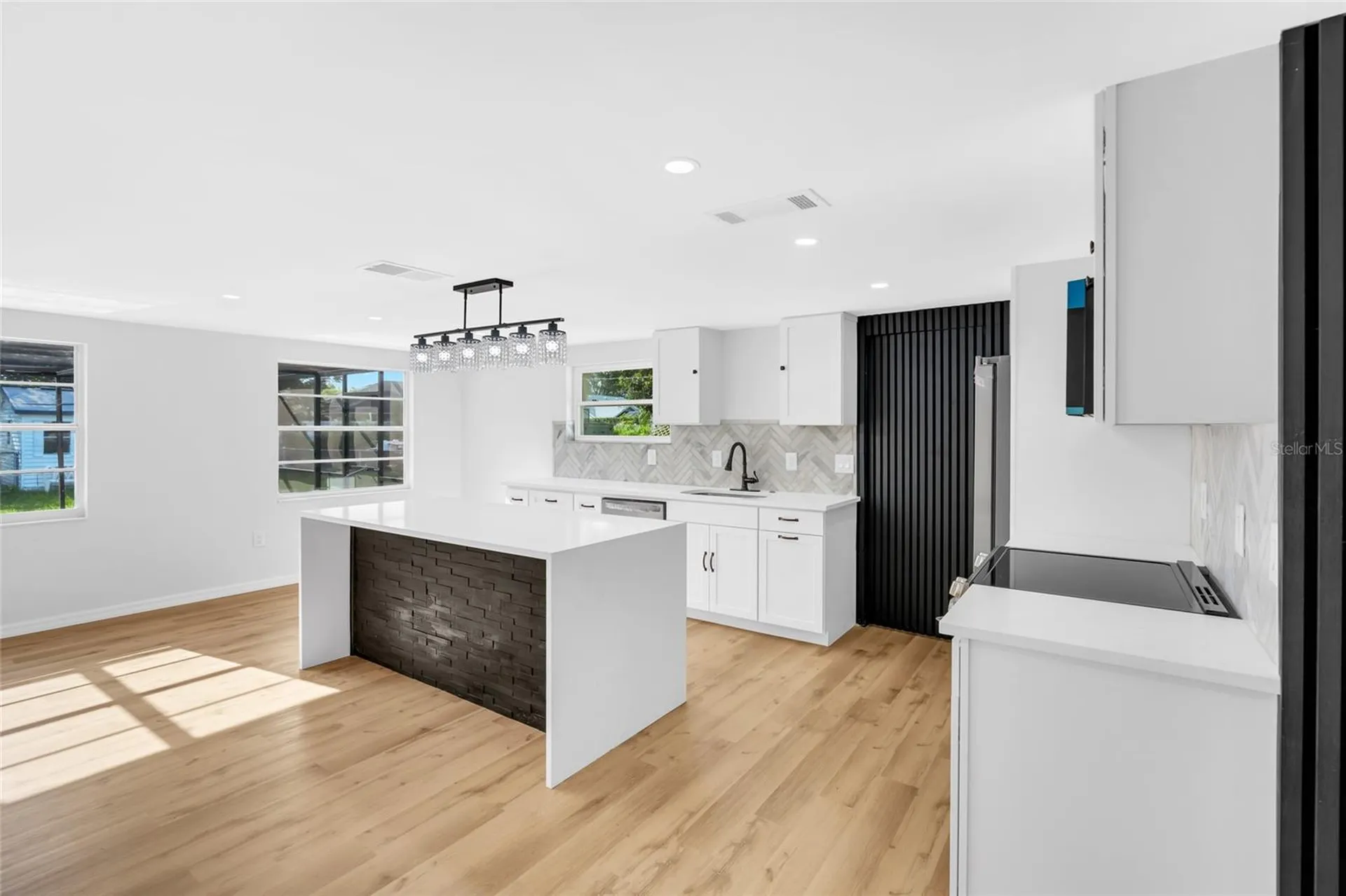 4603 Atlantic Avenue Sarasota FL 34233