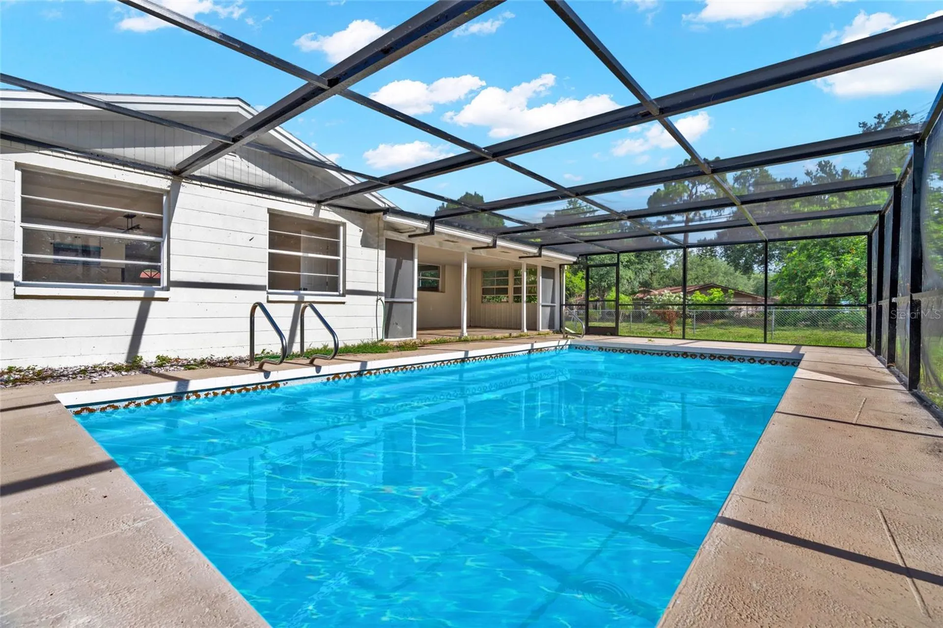 4603 Atlantic Avenue Sarasota FL 34233