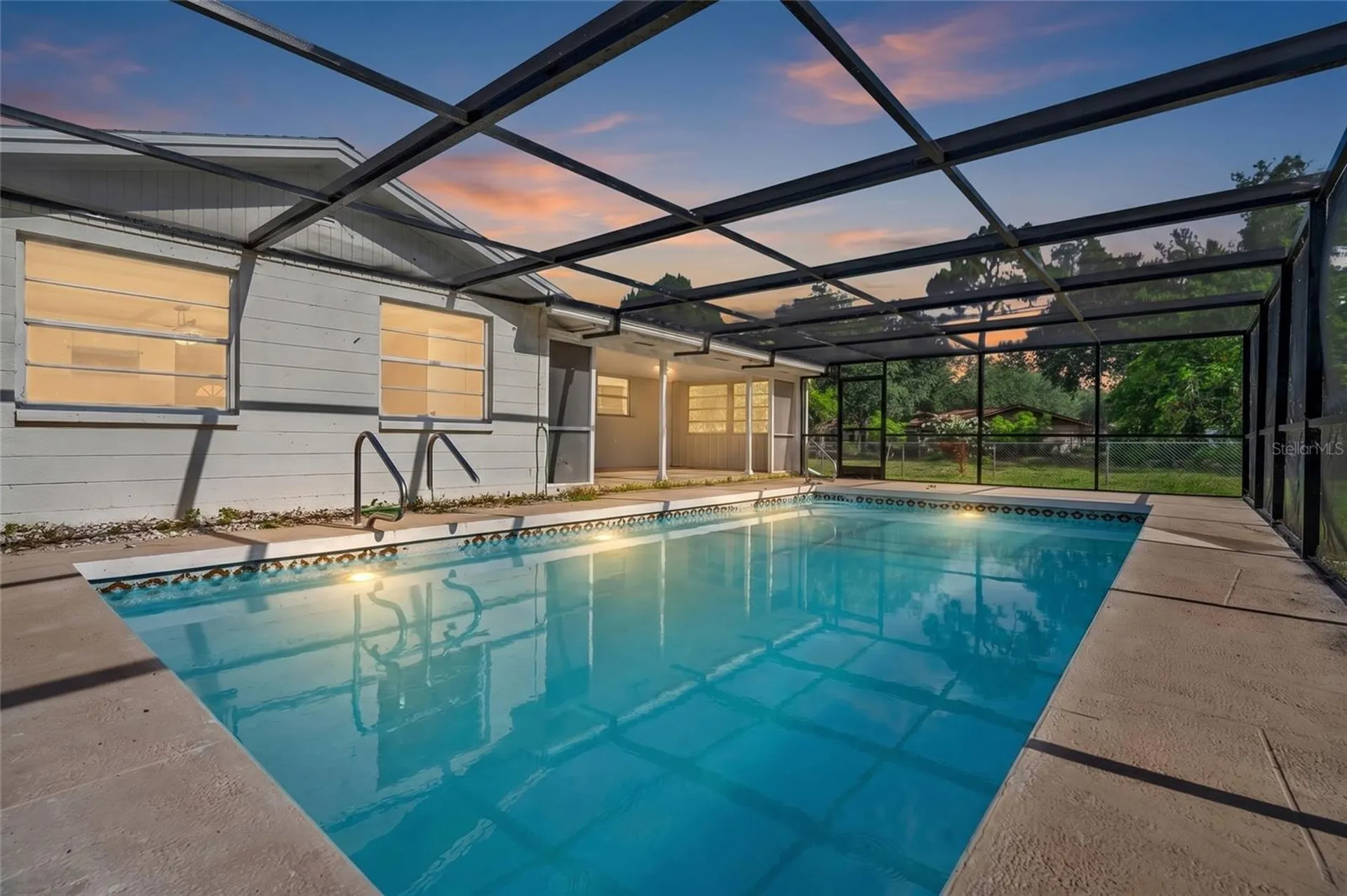 4603 Atlantic Avenue Sarasota FL 34233