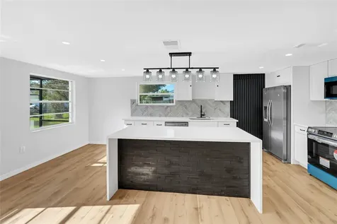 4603 Atlantic Avenue Sarasota FL 34233