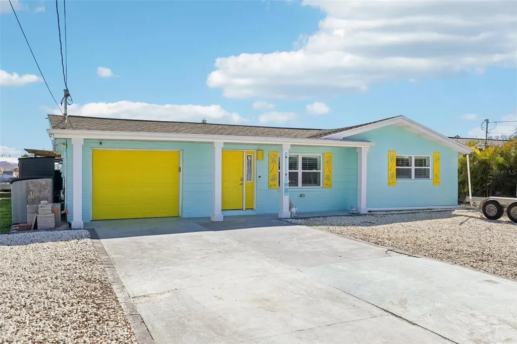 13700 Leslie Drive Hudson FL 34667
