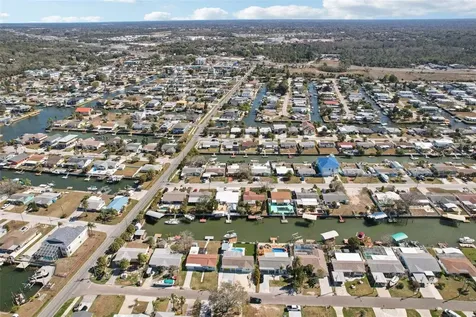 13700 Leslie Drive Hudson FL 34667