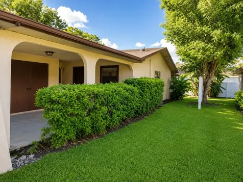 4808 Ho Wil Lane Bradenton FL 34207