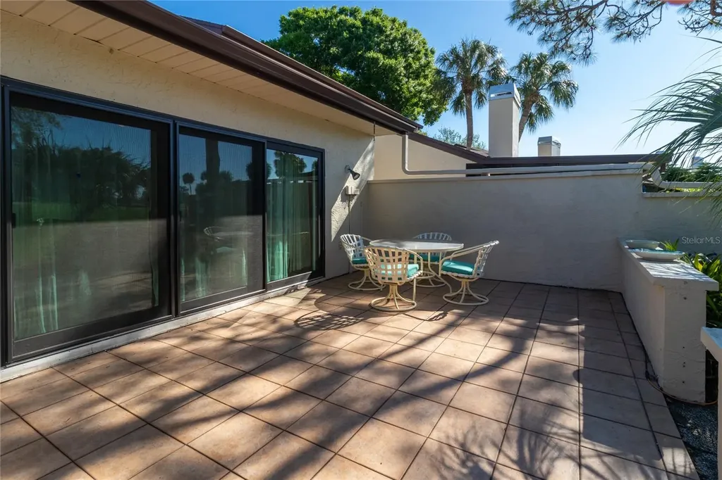 4660 La Jolla Drive Bradenton FL 34210