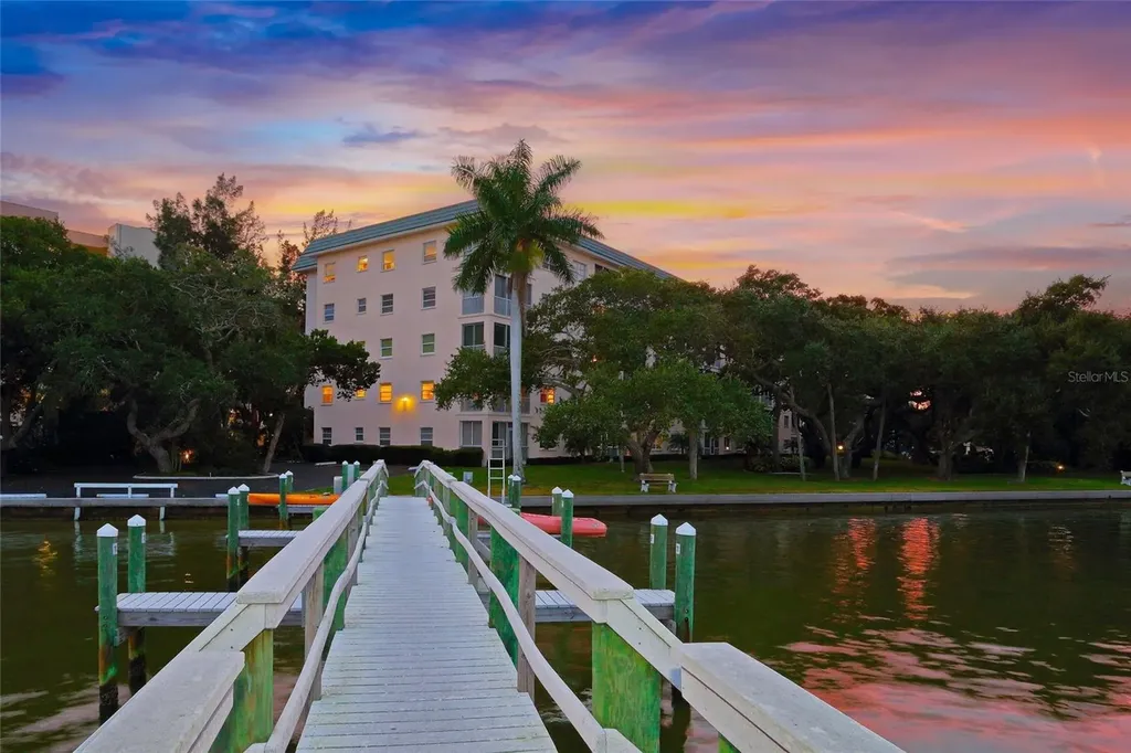 8630 Midnight Pass Road Sarasota FL 34242