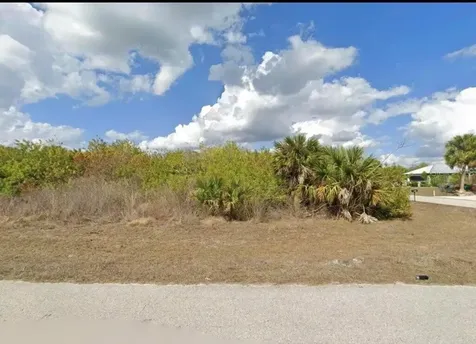 19466 Villanova Avenue Port Charlotte FL 33954