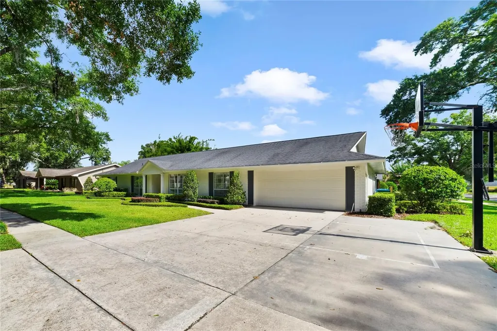 1615 King Arthur Circle Maitland FL 32751