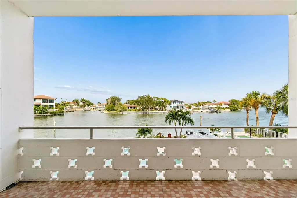 1365 N Snell Isle Boulevard NE St Petersburg FL 33704