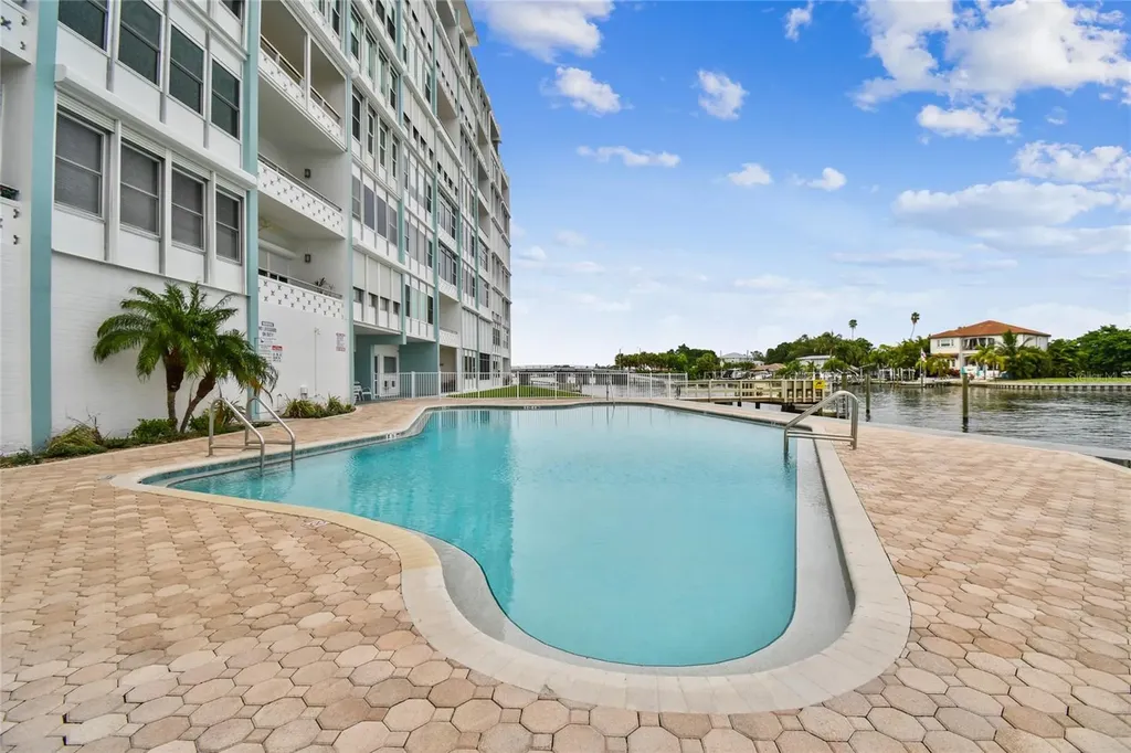 1365 N Snell Isle Boulevard NE St Petersburg FL 33704