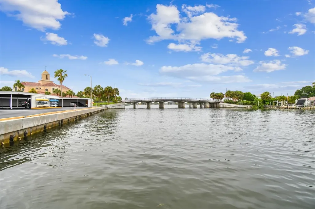 1365 N Snell Isle Boulevard NE St Petersburg FL 33704