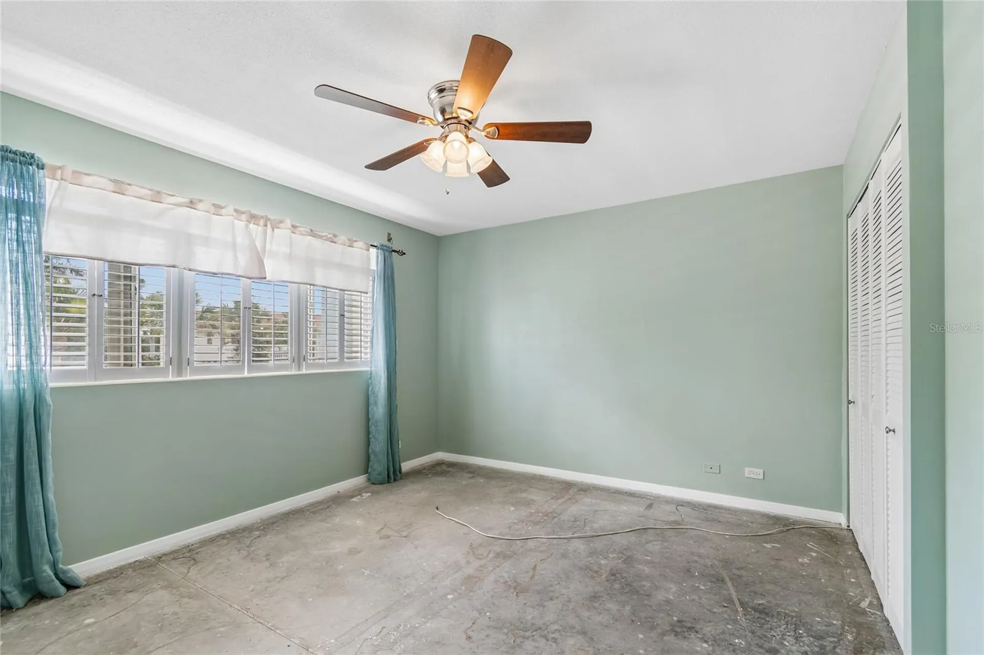 1365 N Snell Isle Boulevard NE St Petersburg FL 33704