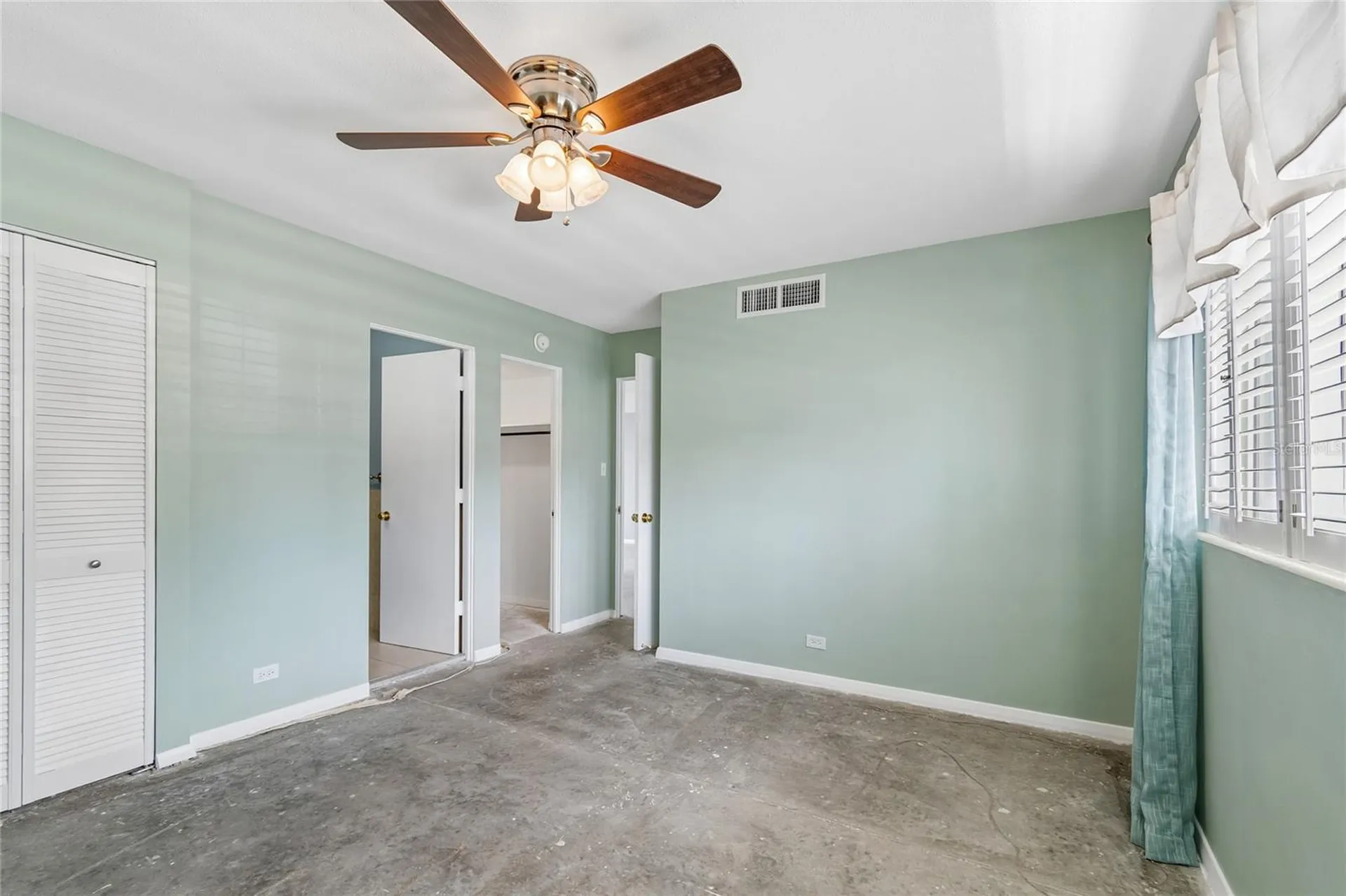 1365 N Snell Isle Boulevard NE St Petersburg FL 33704