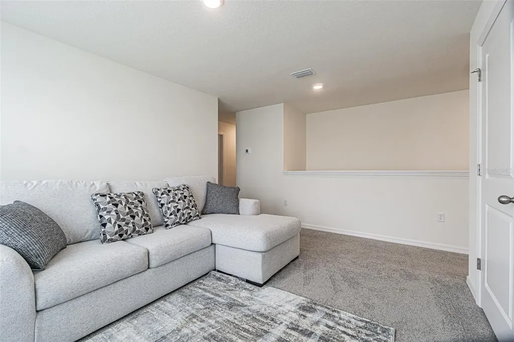 9213 Mission Bay Place Temple Terrace FL 33637
