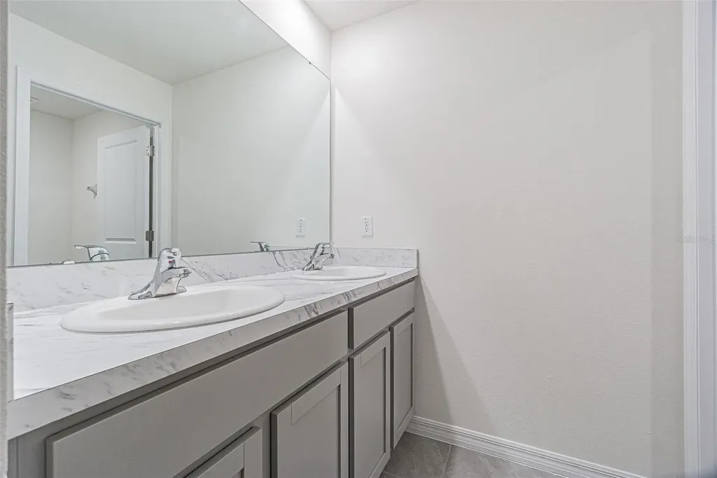 9213 Mission Bay Place Temple Terrace FL 33637