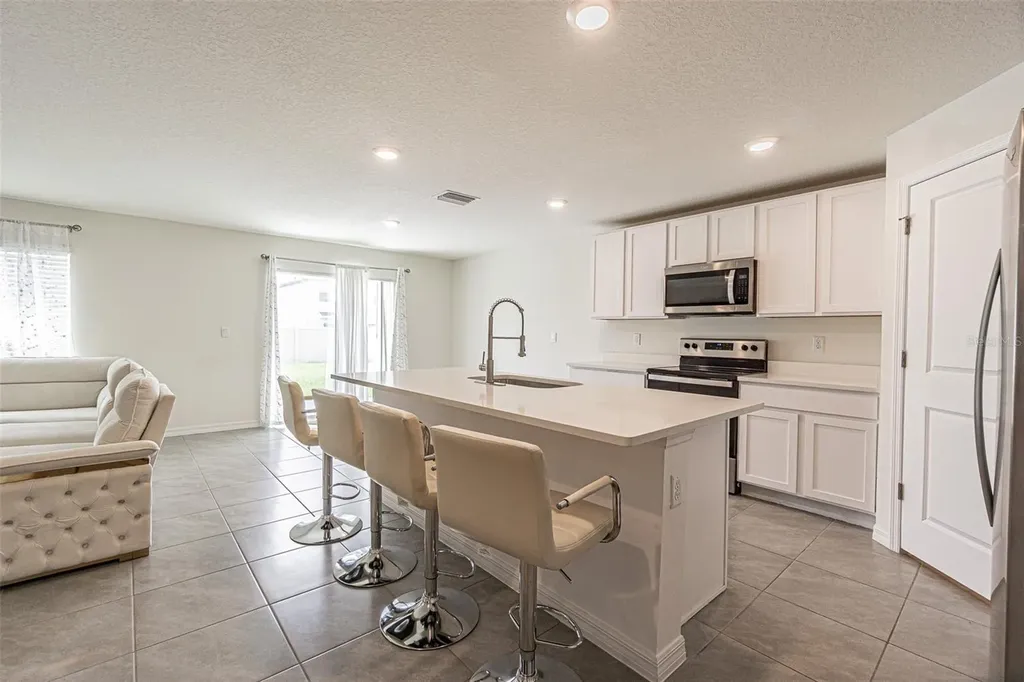 9213 Mission Bay Place Temple Terrace FL 33637