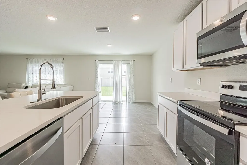 9213 Mission Bay Place Temple Terrace FL 33637