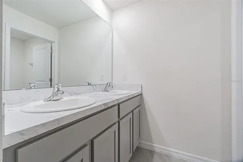9213 Mission Bay Place Temple Terrace FL 33637