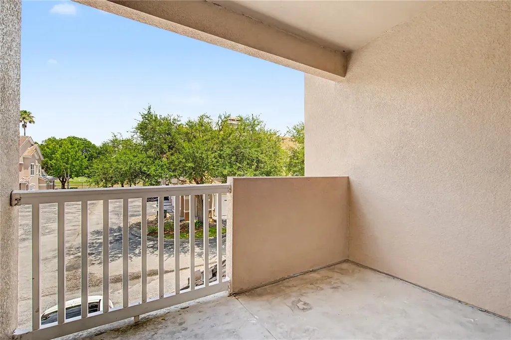 18111 Villa Creek Drive Tampa FL 33647