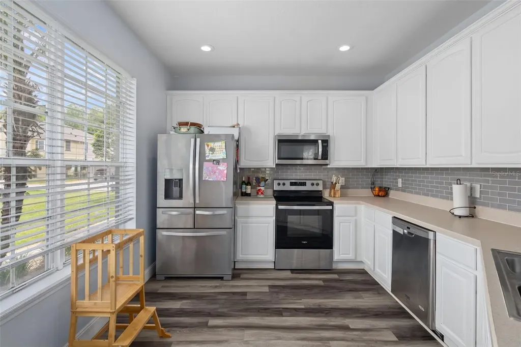 27642 Pleasure Ride Loop Wesley Chapel FL 33544