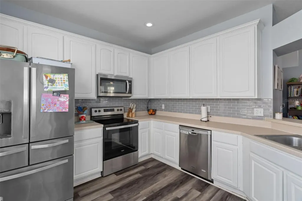 27642 Pleasure Ride Loop Wesley Chapel FL 33544