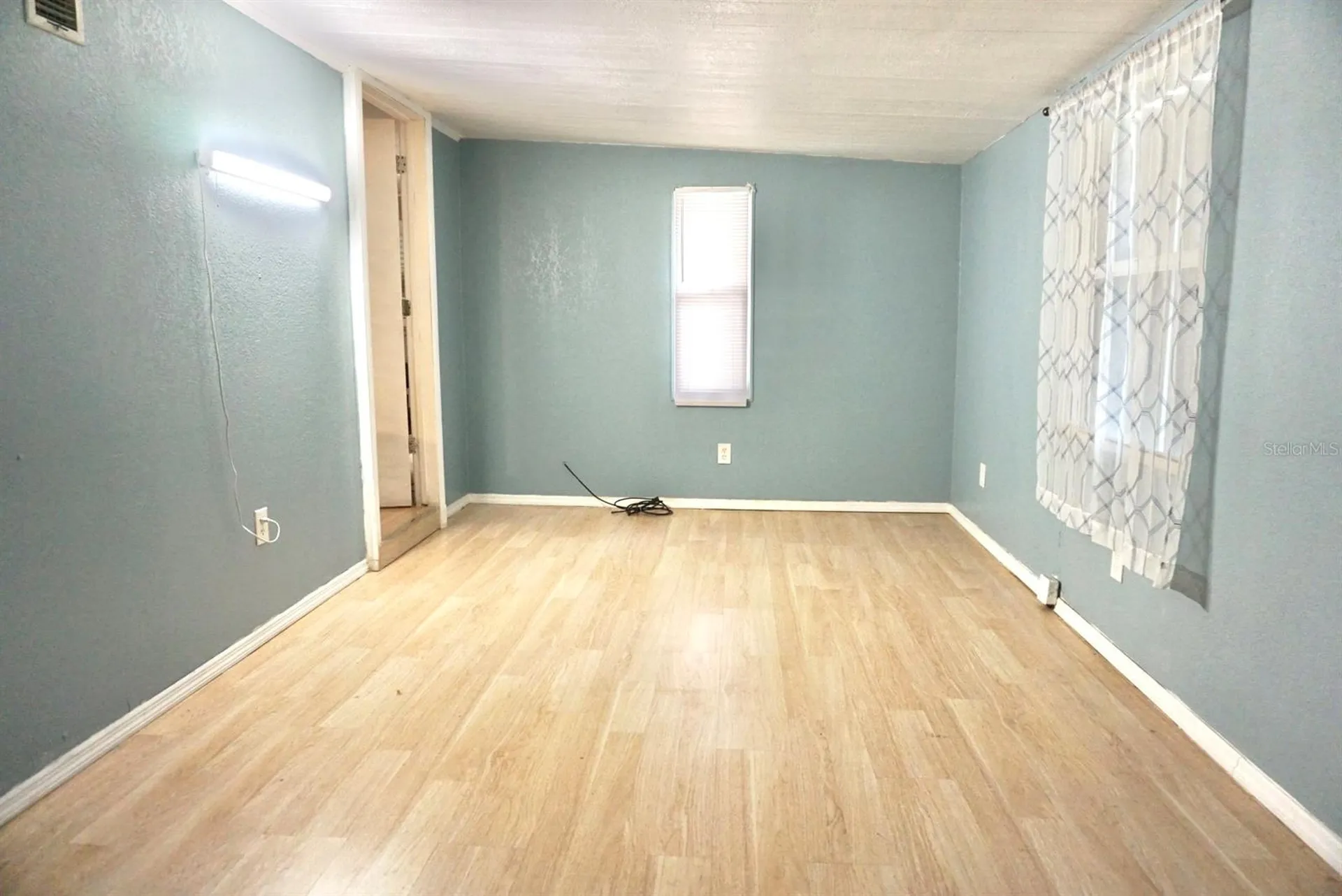 980 7th Street NW Largo FL 33770