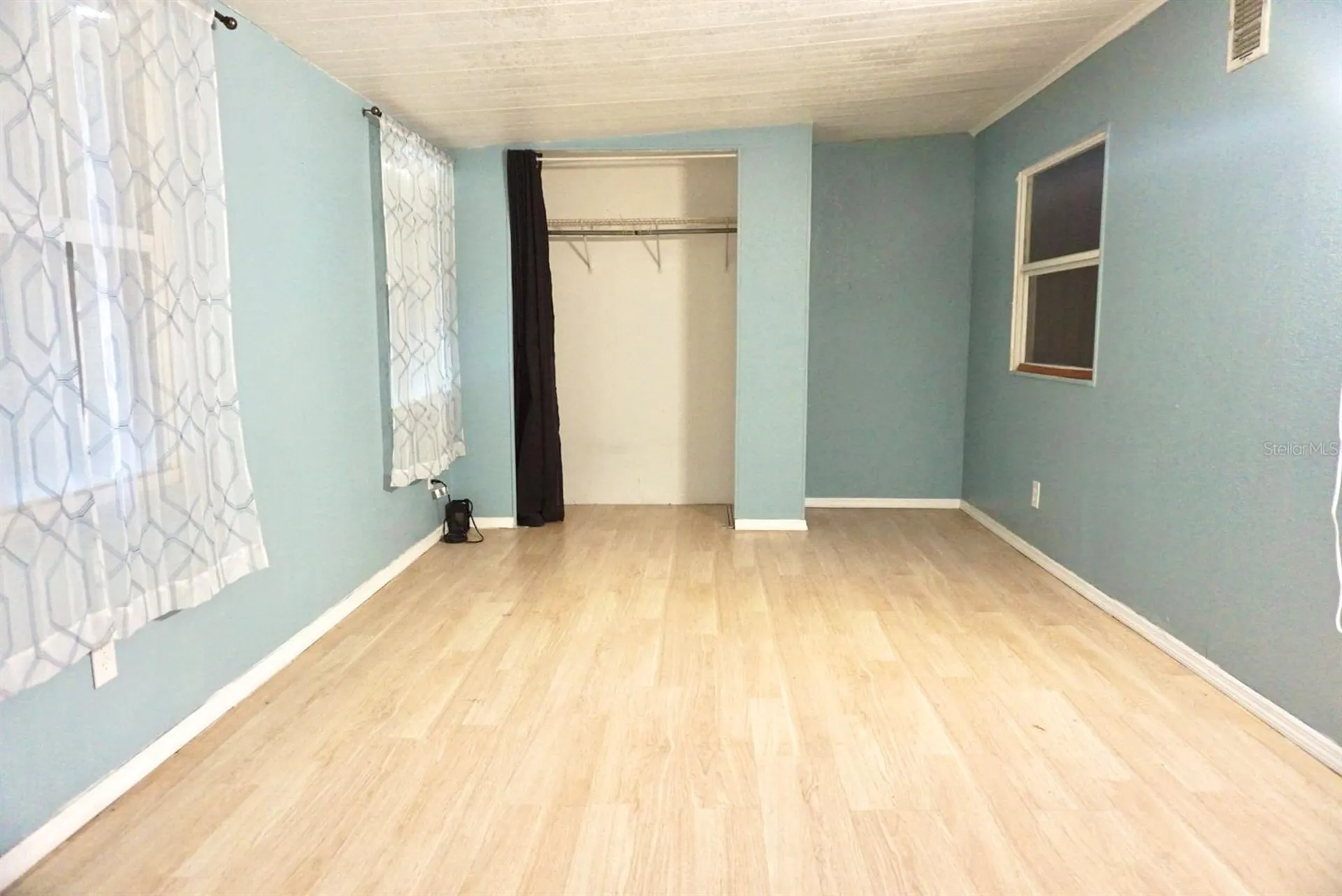 980 7th Street NW Largo FL 33770