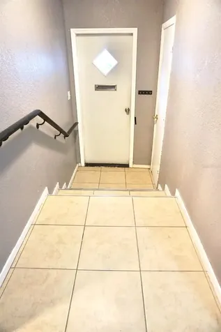 980 7th Street NW Largo FL 33770