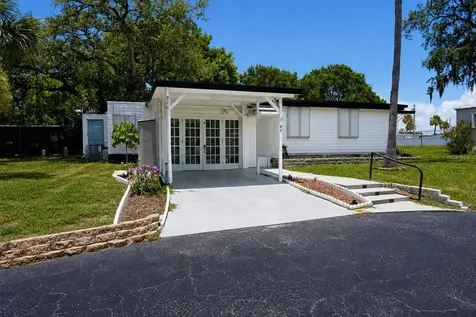 980 7th Street NW Largo FL 33770