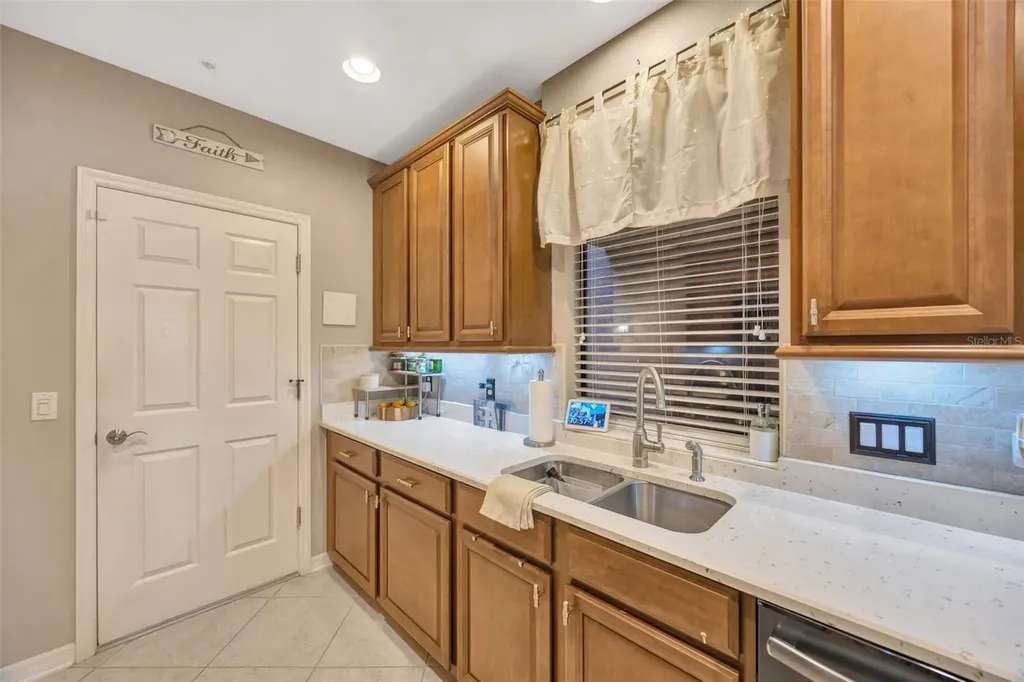 7339 Skybird Road Bradenton FL 34209