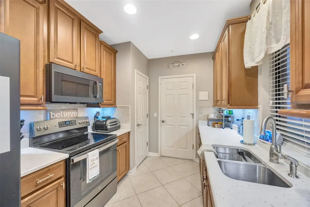 7339 Skybird Road Bradenton FL 34209