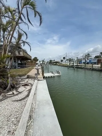 1285 Holiday Drive Englewood FL 34223