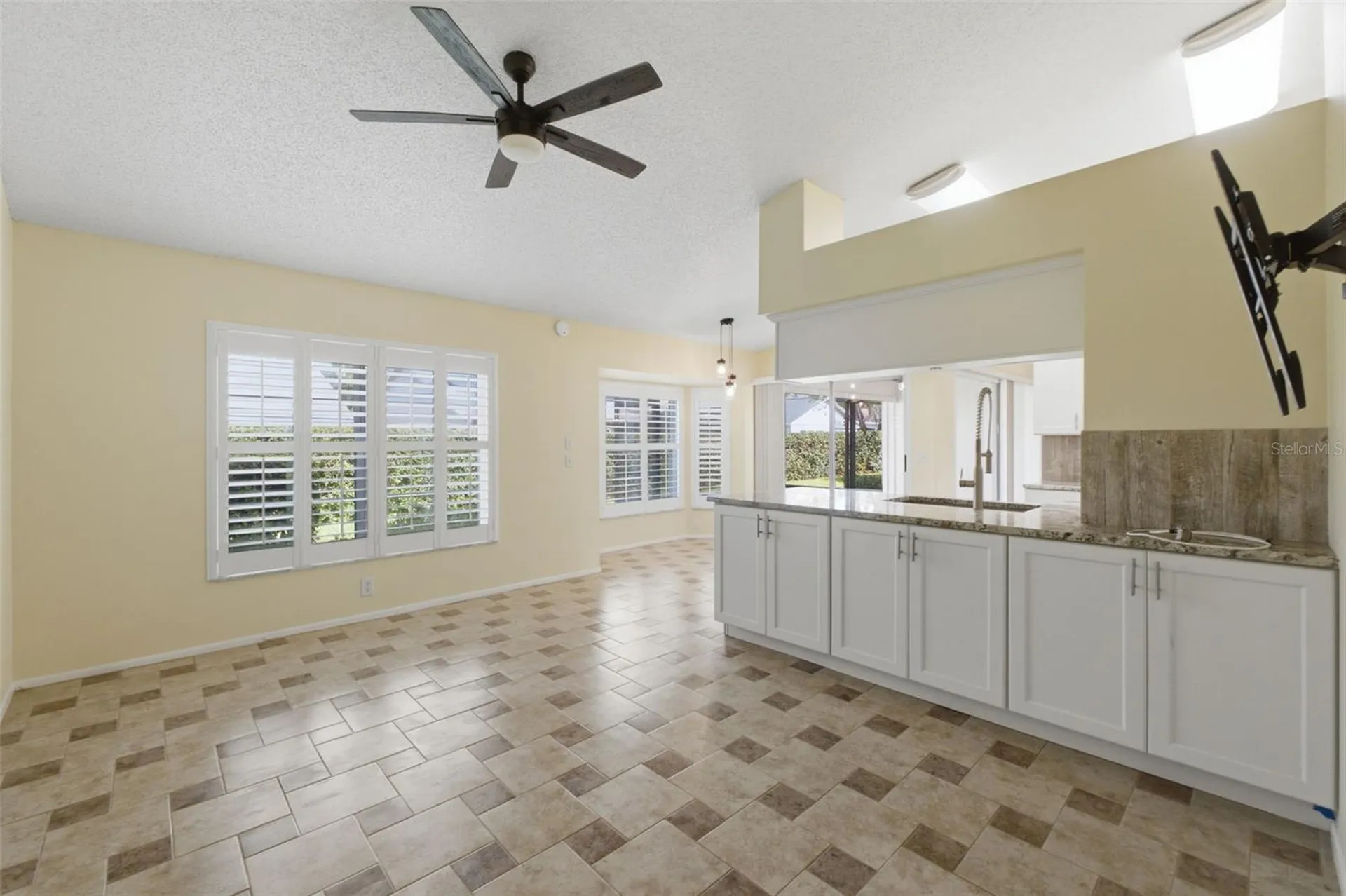 6525 Pine Walk Drive New Port Richey FL 34655