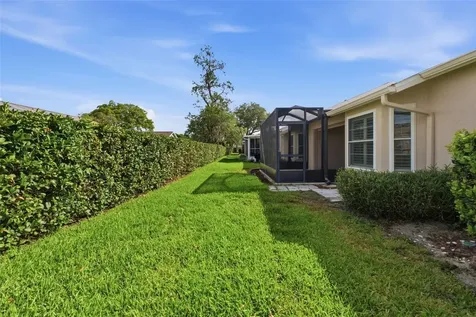 6525 Pine Walk Drive New Port Richey FL 34655