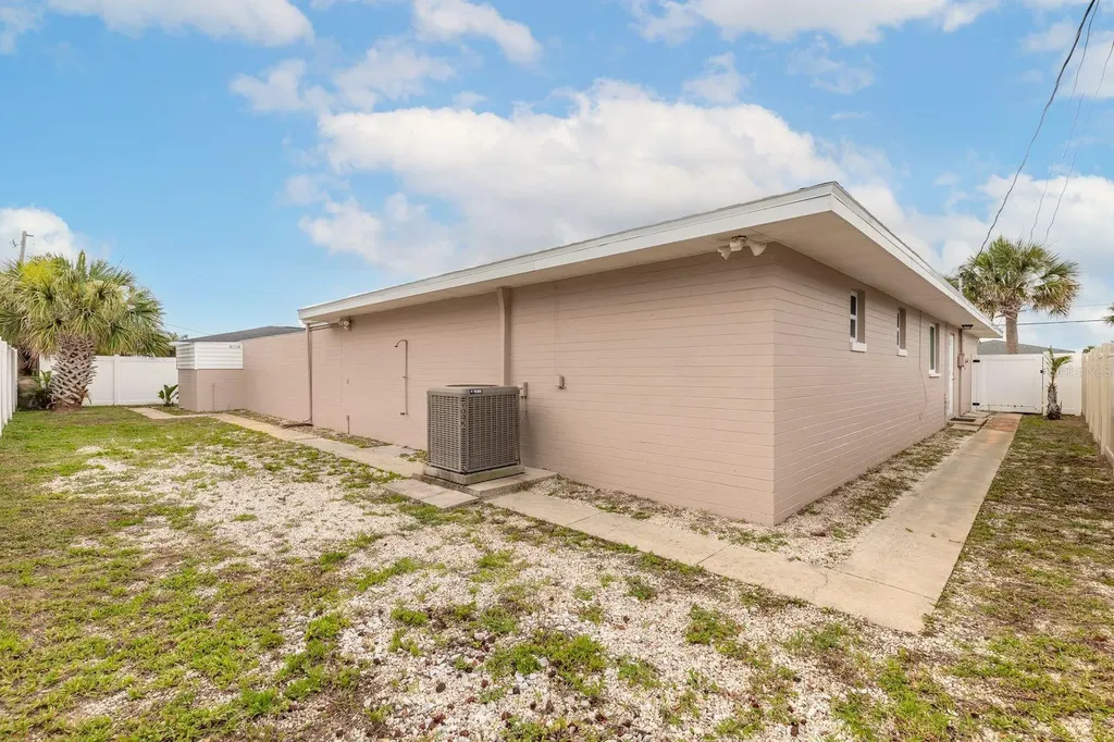 2315 Bonnie View Drive Ormond Beach FL 32176
