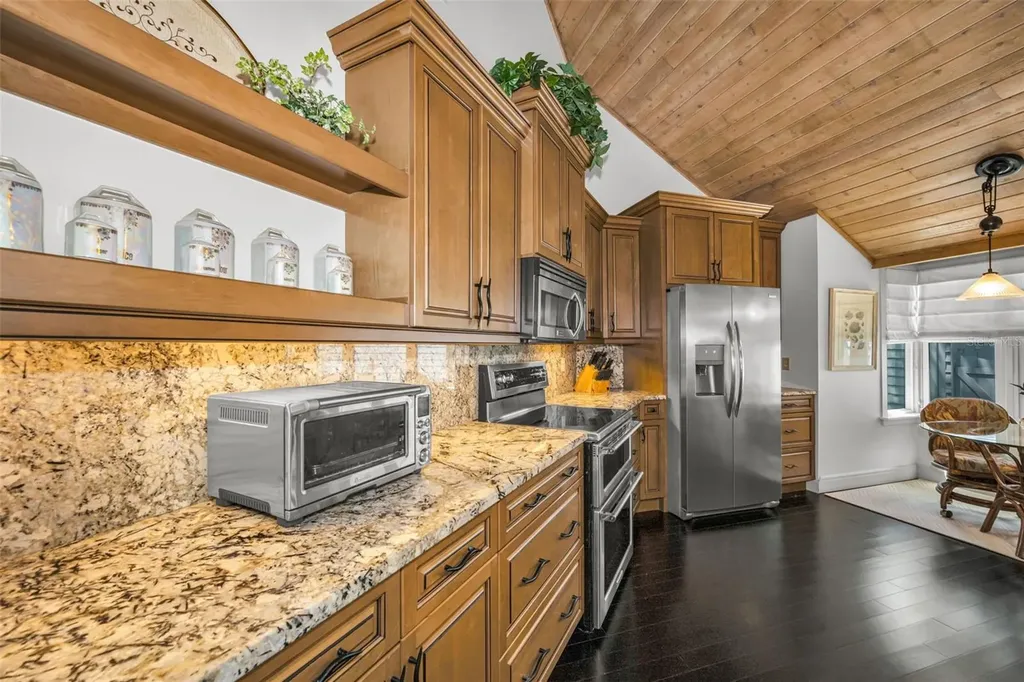 10497 Longwood Drive Seminole FL 33777