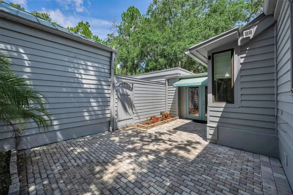 10497 Longwood Drive Seminole FL 33777