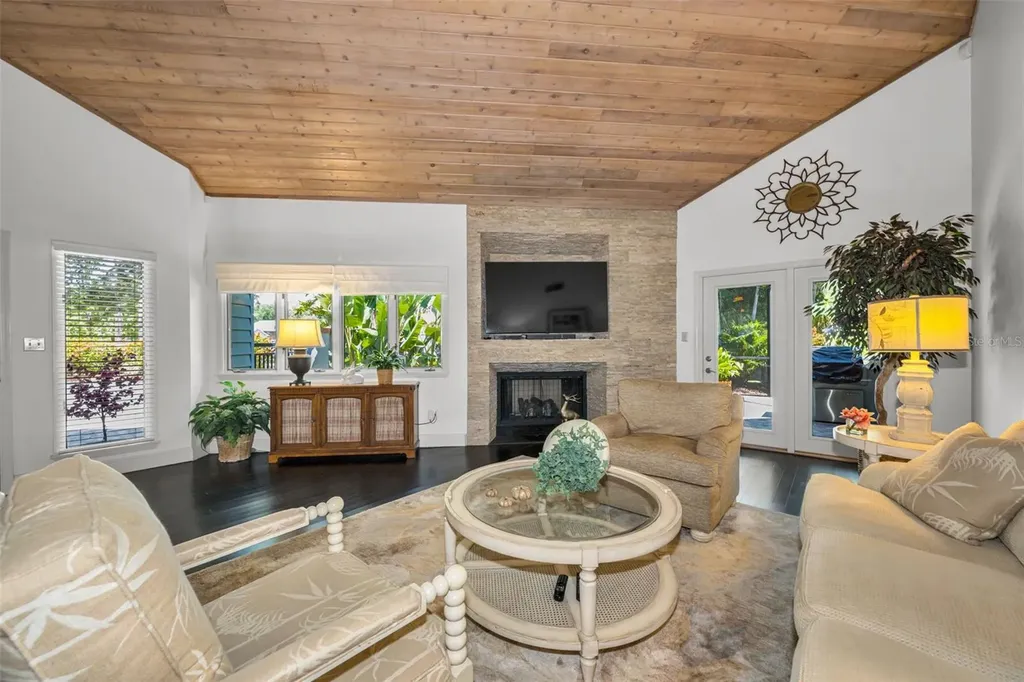 10497 Longwood Drive Seminole FL 33777